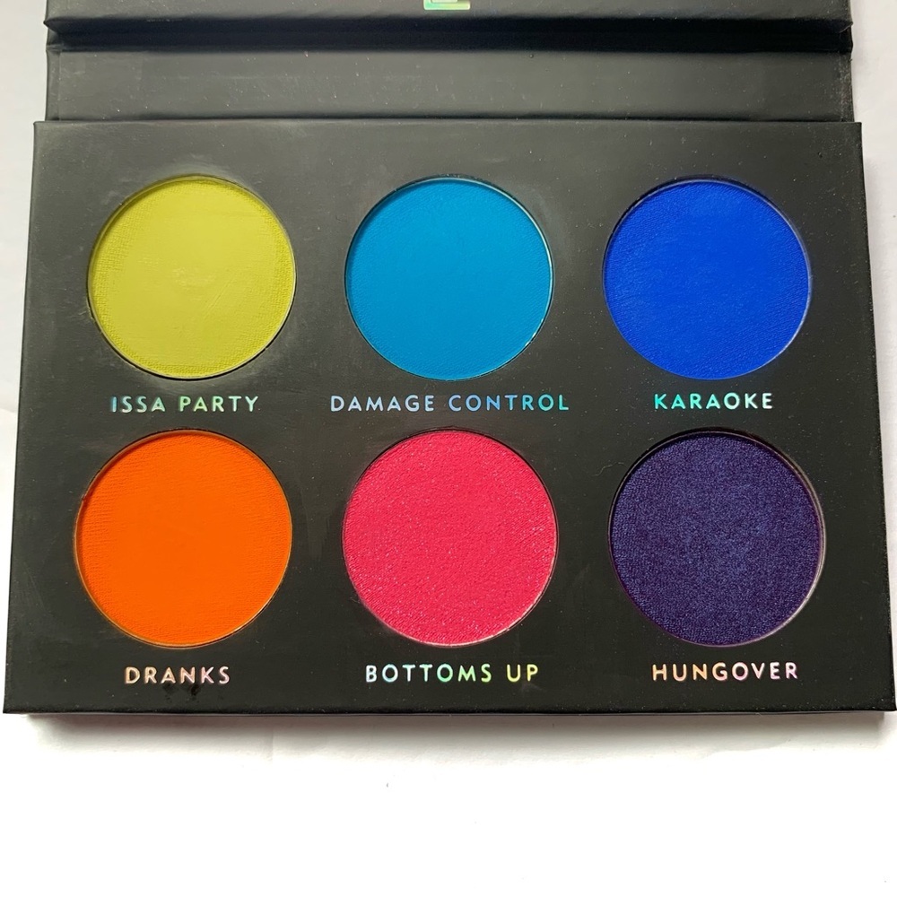 Laura Lee Los Angeles Party Animal Eyeshadow Palette